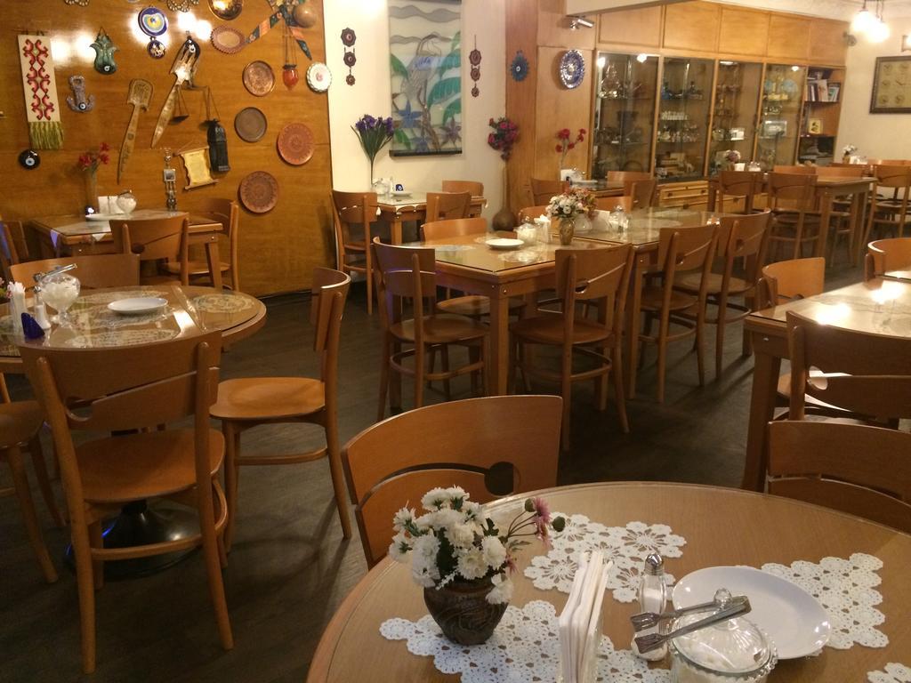 Hotel Nezih Истанбул Екстериор снимка