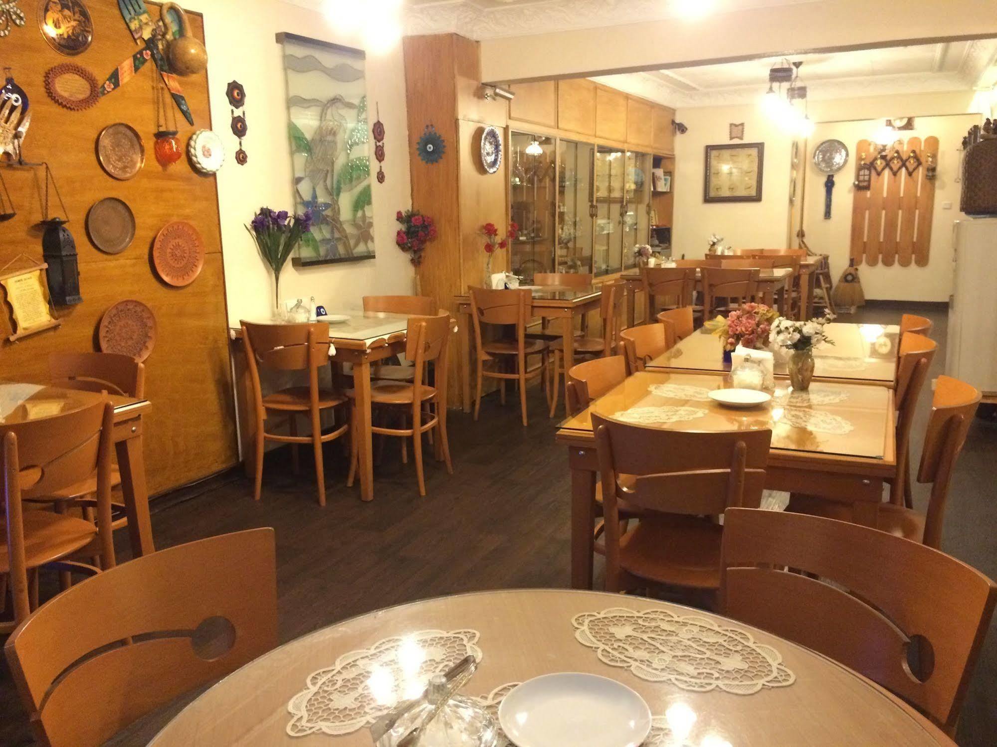 Hotel Nezih Истанбул Екстериор снимка